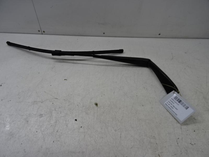 LEFT FRONT WIPER ARM Mercedes-Benz CLA C117/X117 13 - 19