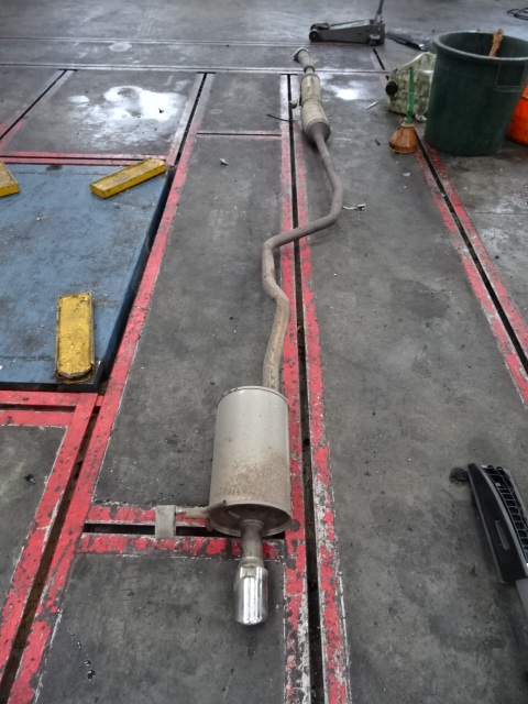 AUSPUFF Dacia DUSTER 4/10 - 18