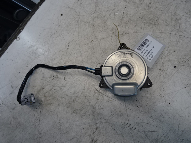 KACHEL VENTILATORMOTOR Toyota RAV 4 12/15 - 18
