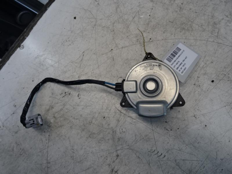 KACHEL VENTILATORMOTOR Toyota RAV 4 12/15 - 18
