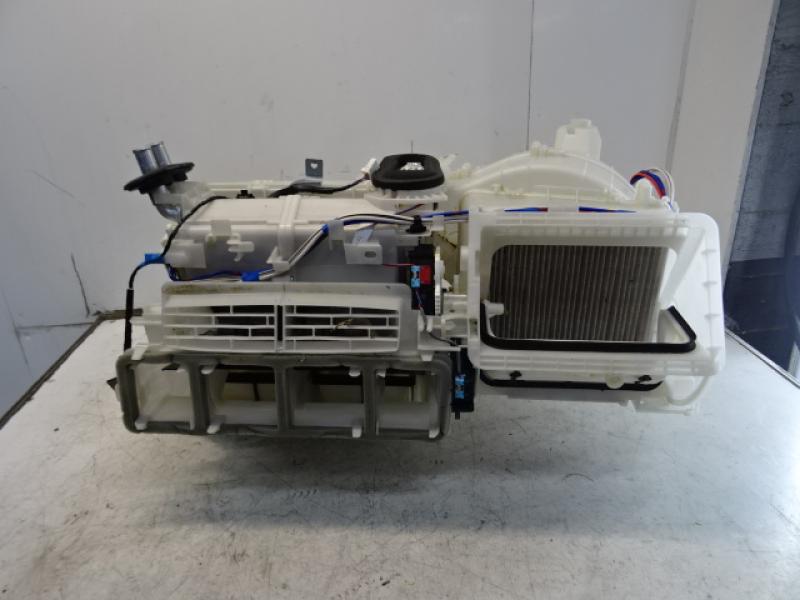 KACHELRADIATOR Toyota RAV 4 12/15 - 18