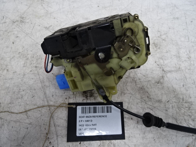 VERGRENDELING VOOR LINKS Seat IBIZA MK3 (6L1) 6/02 - 08