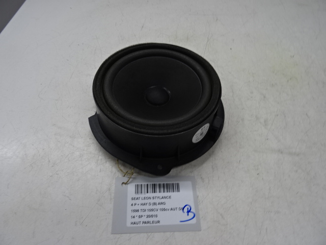 AUTOSPEAKERS Seat LEON (3) (5F) 1/13 - 1/17