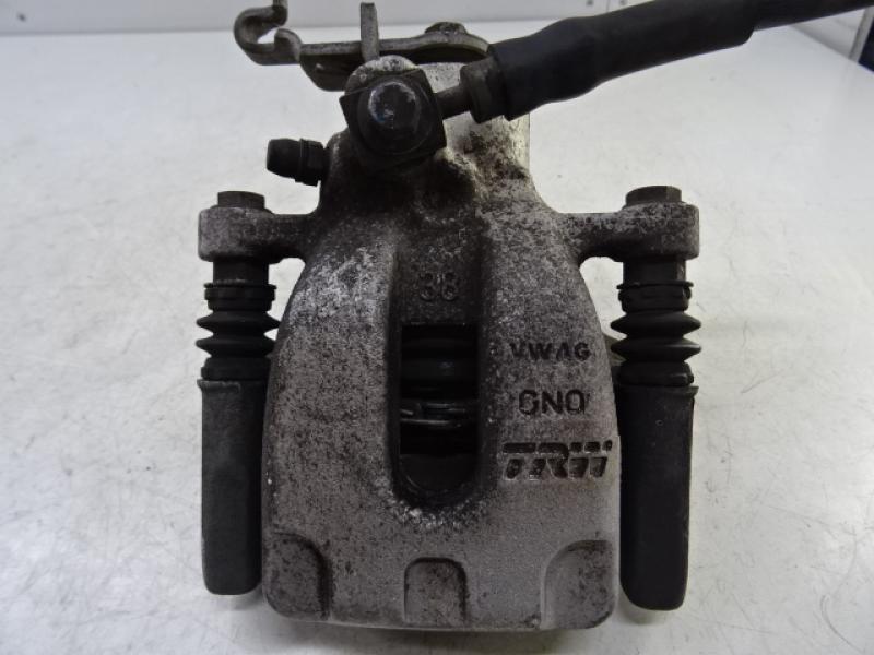 MACHOIRE ARRIERE DROITE Seat LEON (3) (5F) 1/13 - 1/17