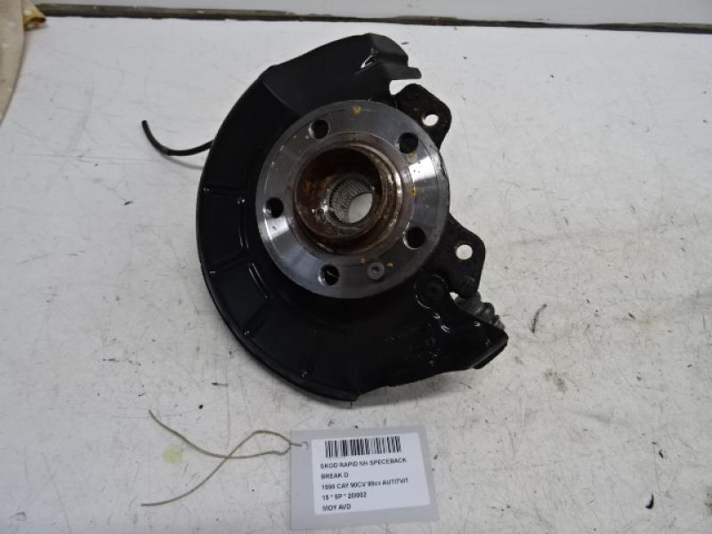 WIELNAAF VOOR RECHTS Skoda RAPID 12/12 - 5/17