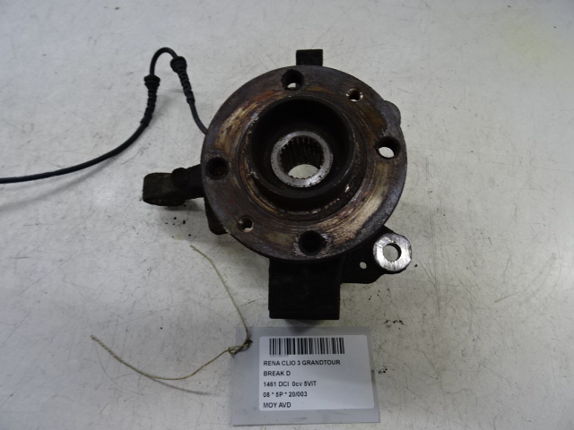 WIELNAAF VOOR RECHTS Renault CLIO III 10/05 - 05/09