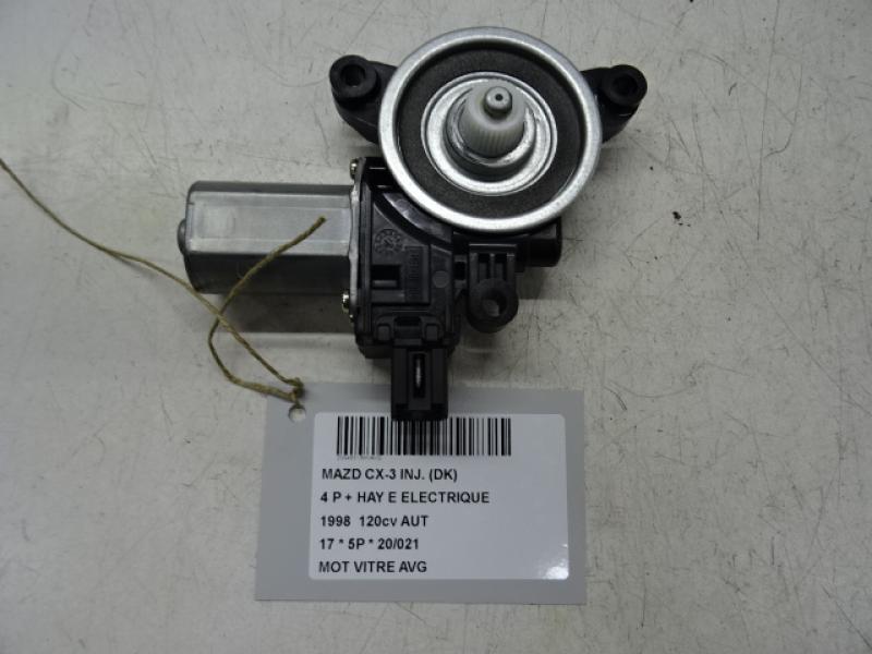 MOTEUR DE VITRE DE PORTE AVANT GAUCHE Mazda CX-3 02/15 - 2/18
