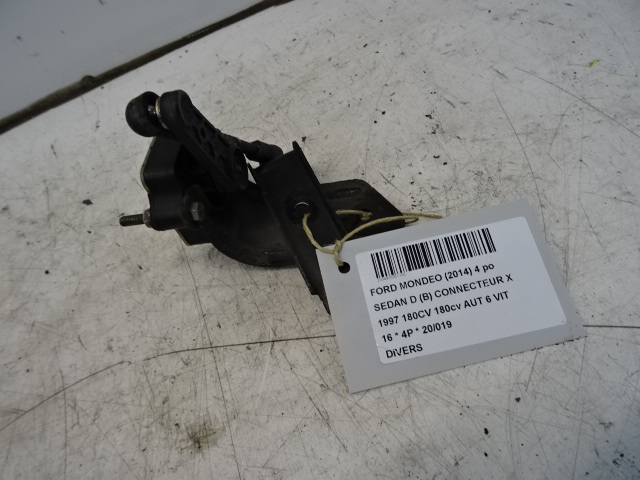 DIVERS Ford MONDEO 11/14+