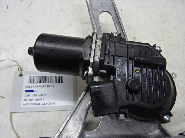 MOTOR RUITENWISSERS VOOR Audi A5 (3) 5/16+