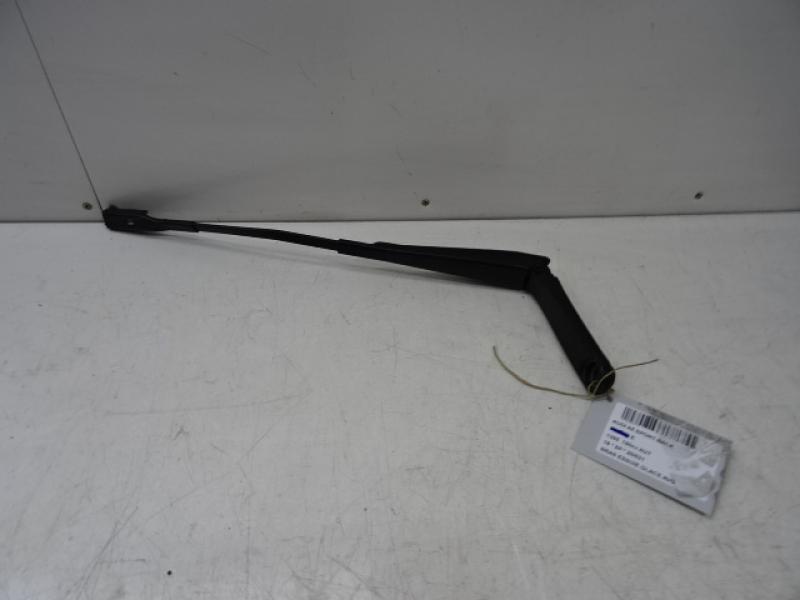 LEFT FRONT WIPER ARM Audi A5 (3) 5/16+