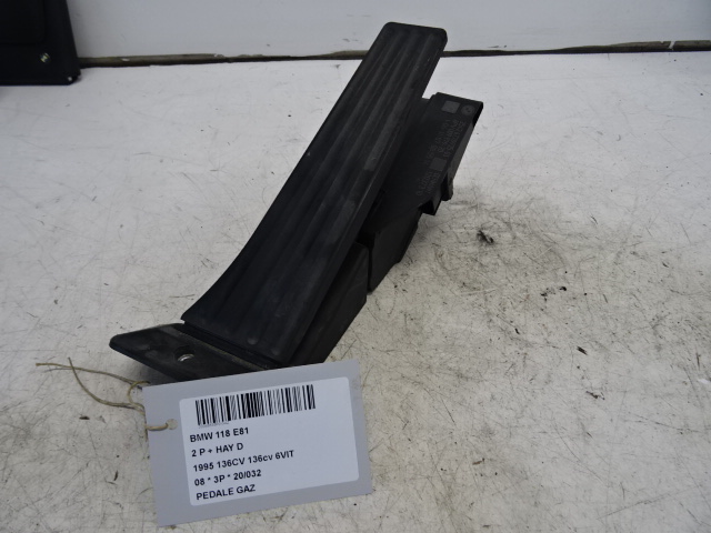 GASPEDAAL Bmw 1 E81/87 4/07 - 12
