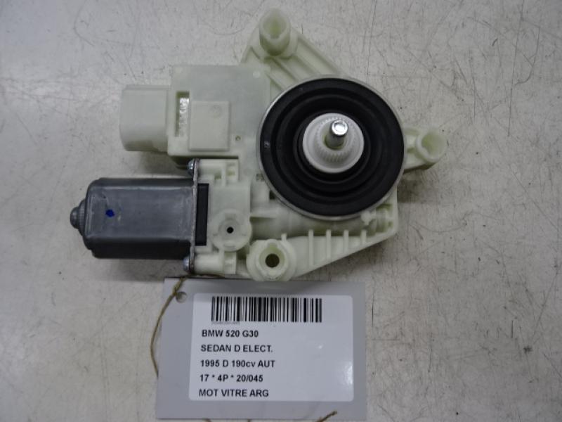 MOTEUR DE VITRE DE PORTE ARRIERE GAUCHE Bmw 5 G30/G31 02/17+