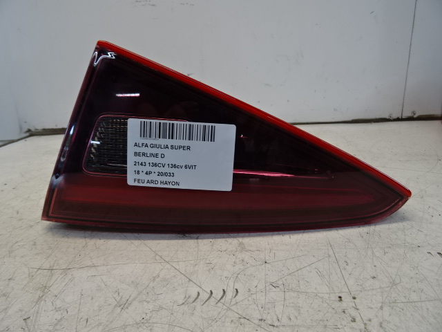 FEU ARRIERE DROIT DE HAYON Alfa Romeo GIULIA 5/16+