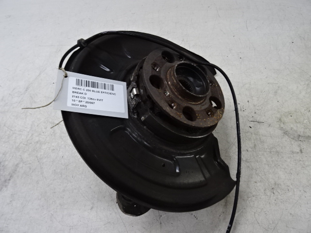 WIELNAAF ACHTER LINKS Mercedes-Benz C W204 07-10