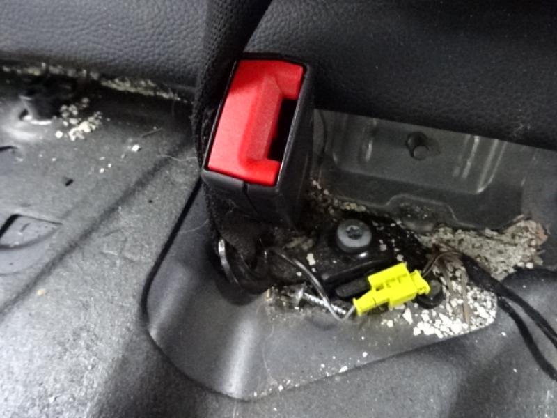 VEILIGHEIDSGORDEL VOET ACHTER LINKS Mercedes-Benz C W204 07-10