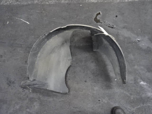 INNER FENDER LEFT FRONT Vw POLO (9N) 2/02 - 4/05