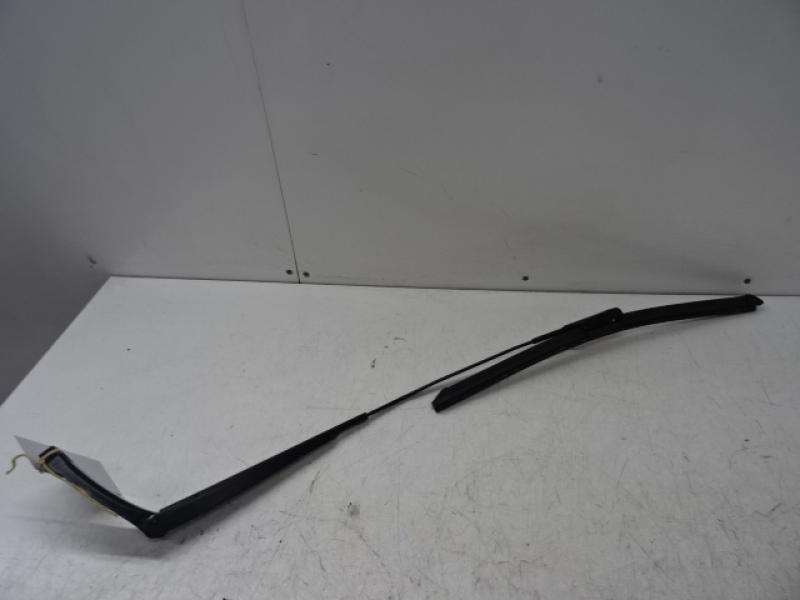 RIGHT FRONT WIPER ARM Vw GOLF VI 11/08 - 13
