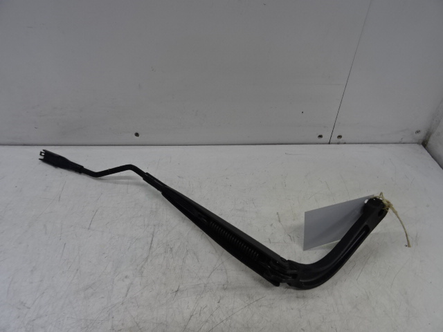 RUITENWISSERARM RECHTS VOOR Ford MUSTANG (6 Facelift) FASTBACK 12/2017+