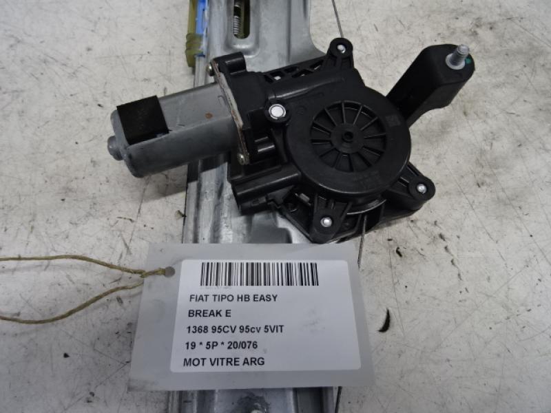MOTEUR DE VITRE DE PORTE ARRIERE GAUCHE Fiat TIPO 10/15 > 20