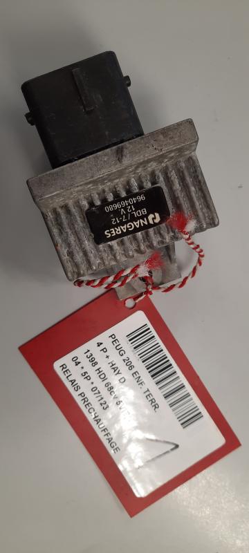 VOORGLOEI RELAIS Peugeot 206 - 2/09