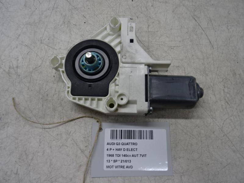 MOTEUR DE VITRE DE PORTE AVANT DROITE Audi Q3 06/11 - 15