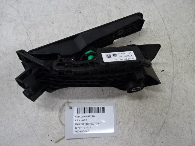 GASPEDAAL Audi Q3 06/11 - 15