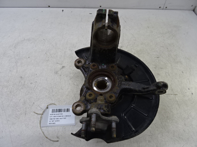 WIELNAAF VOOR RECHTS Audi Q3 06/11 - 15