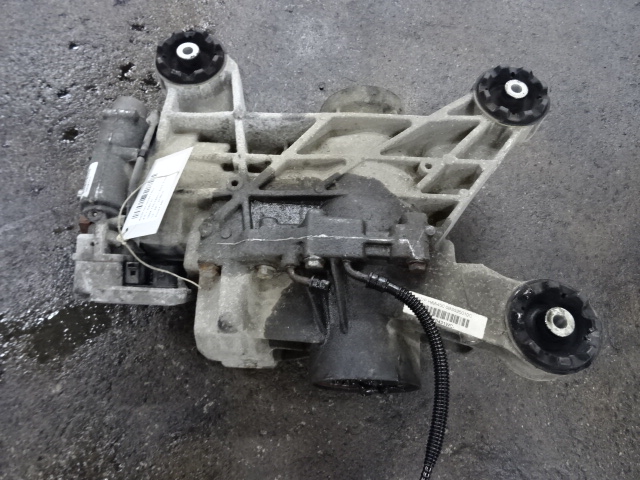 PONT ARRIERE Audi Q3 06/11 - 15