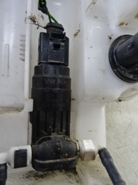 MOTOR RUITENWASSERS VOOR Audi Q3 06/11 - 15