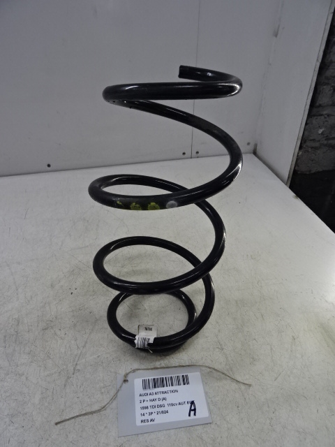 VEER VOOR Audi A3 3,5D 9/12 - 16