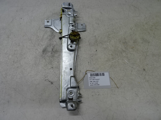 LEVE-VITRE DE PORTE ARRIERE GAUCHE Peugeot 2008 (1)  5/13 - 4/16