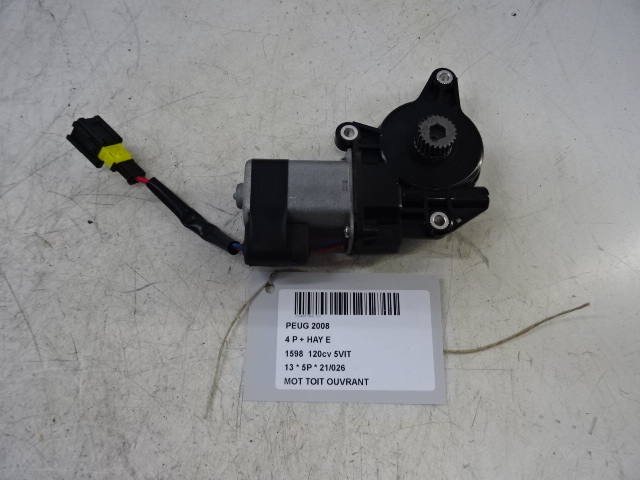 MOTOR SCHUIFDAK Peugeot 2008 (1)  5/13 - 4/16