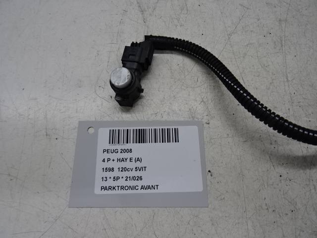 PARKTRONIC AVANT Peugeot 2008 (1)  5/13 - 4/16