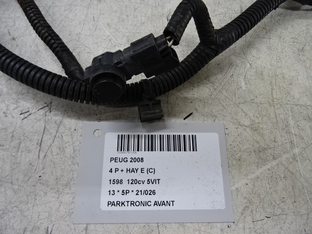 PARKTRONIC AVANT Peugeot 2008 (1)  5/13 - 4/16