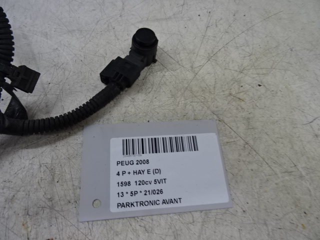 PARKTRONIC AVANT Peugeot 2008 (1)  5/13 - 4/16