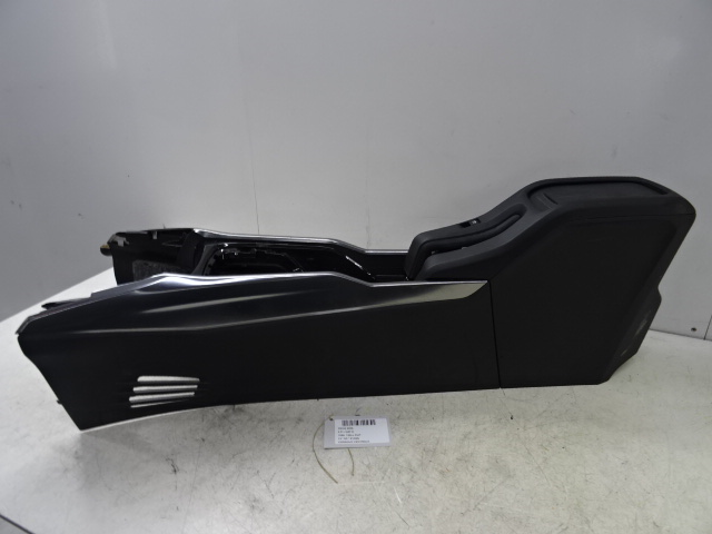 CONSOLE CENTRALE Peugeot 2008 (1)  5/13 - 4/16