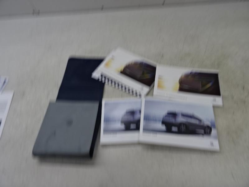 MANUEL D'UTILISATION Peugeot 2008 (1)  5/13 - 4/16