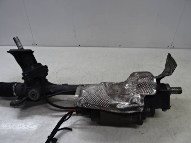 STEERING RACK Vw TOURAN 09/15+