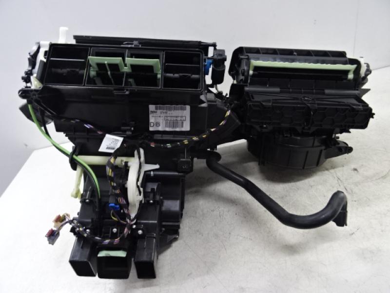 BLOC CHAUFFAGE Vw TOURAN 09/15+