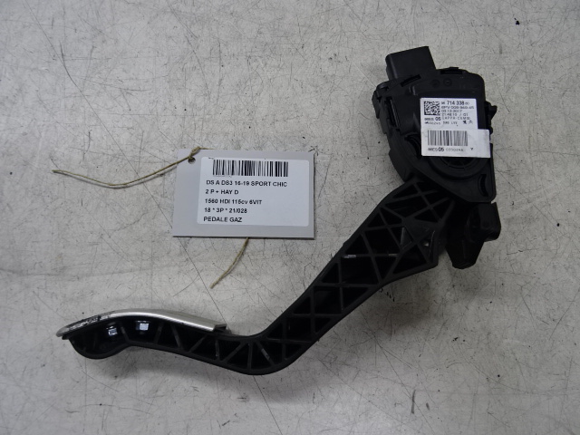 GASPEDAAL Ds DS3 16 - 19