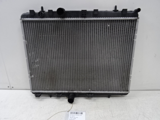 RADIATOR Ds DS3 16 - 19