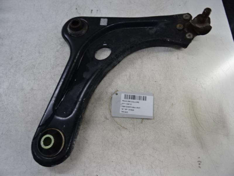 DRAAGARM VOOR RECHTS Peugeot 208 8/15 - 20