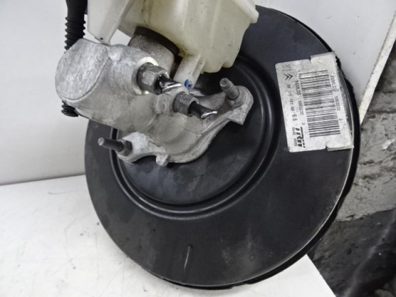 BRAKE SERVO Peugeot 208 8/15 - 20