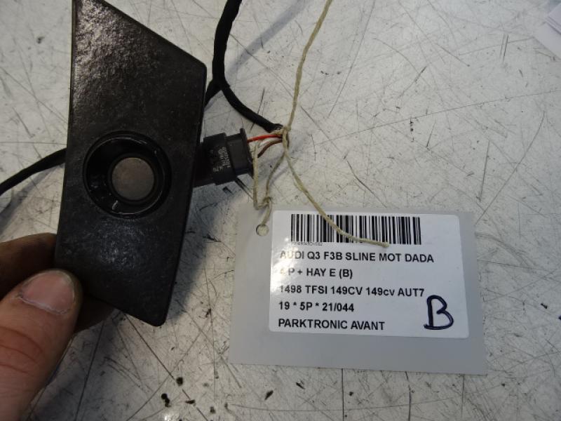 PARKTRONIC AVANT Audi Q3 11/18+