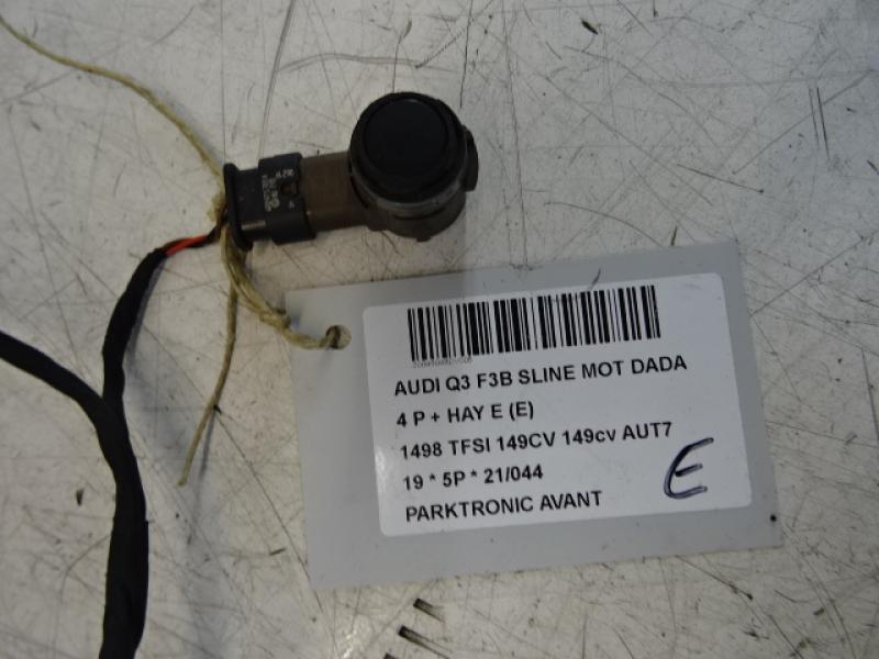 PARKTRONIC AVANT Audi Q3 11/18+