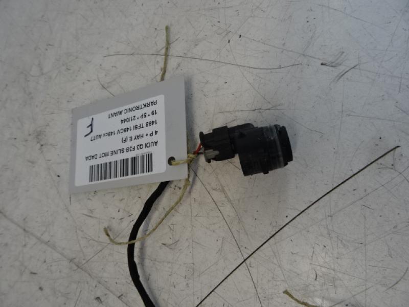 PARKTRONIC AVANT Audi Q3 11/18+