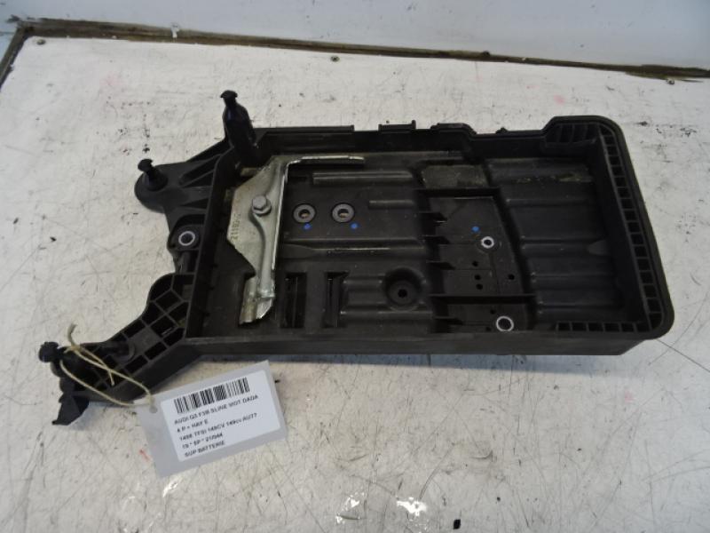 ACCU STEUN Audi Q3 11/18+
