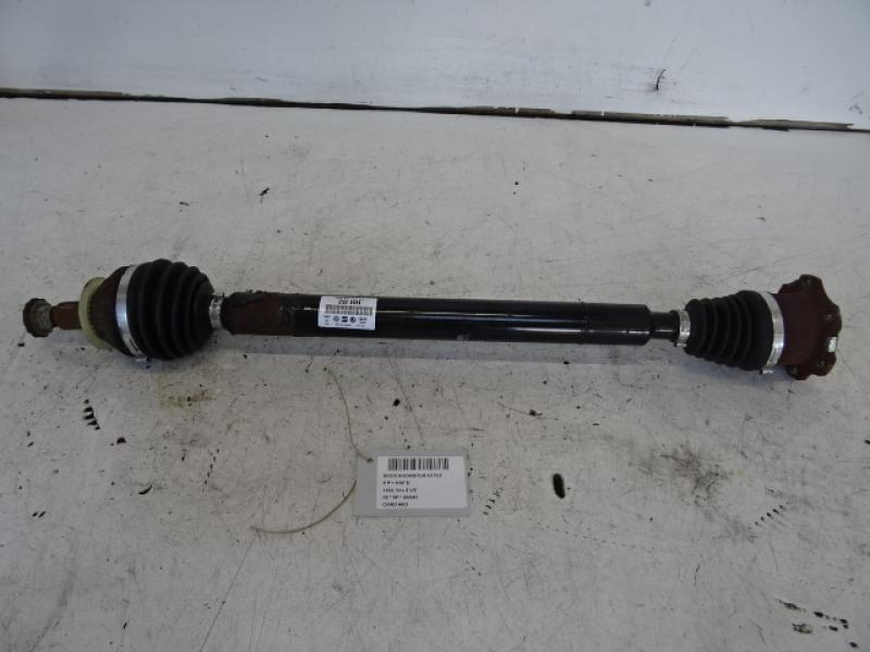 AANDRIJFAS VOOR RECHTS Skoda ROOMSTER (5J)  06 - 3/10