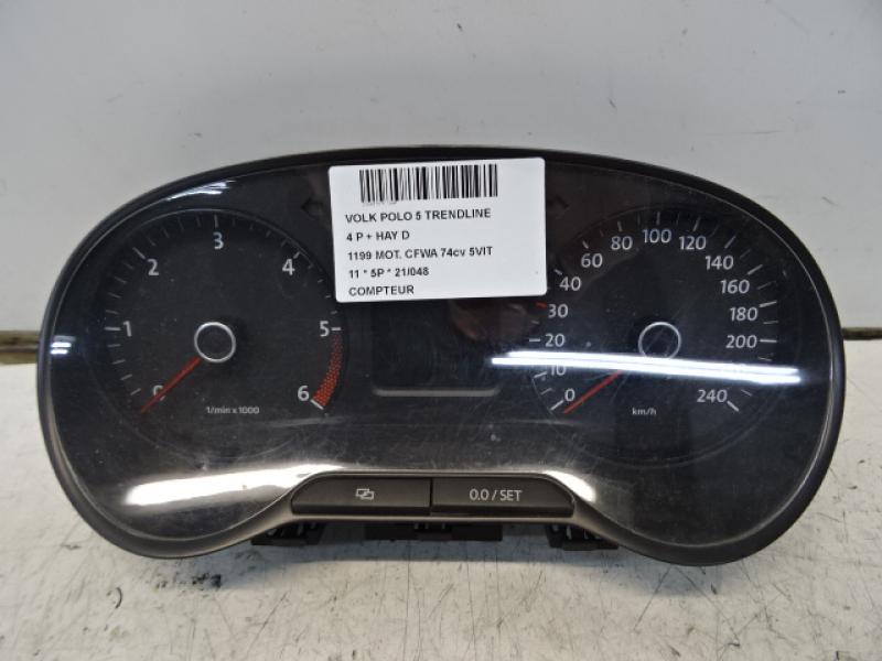 KM TACHO-KOMBIINSTRUMENT Vw POLO (6R) 6/09 - 4/14