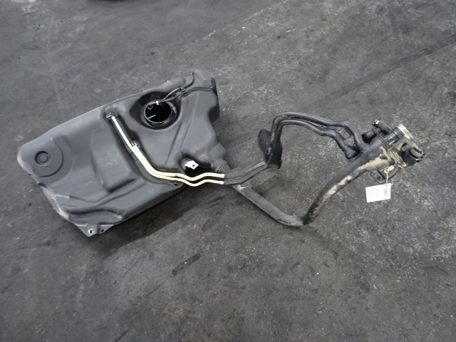BRANDSTOFTANK DIELES Vw POLO (6R) 6/09 - 4/14